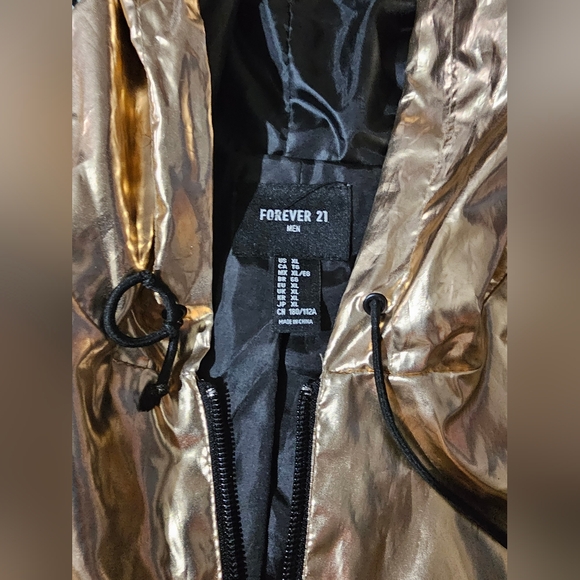 Forever 21, gold metallic windbreaker jacket Size XL - Picture 5 of 15